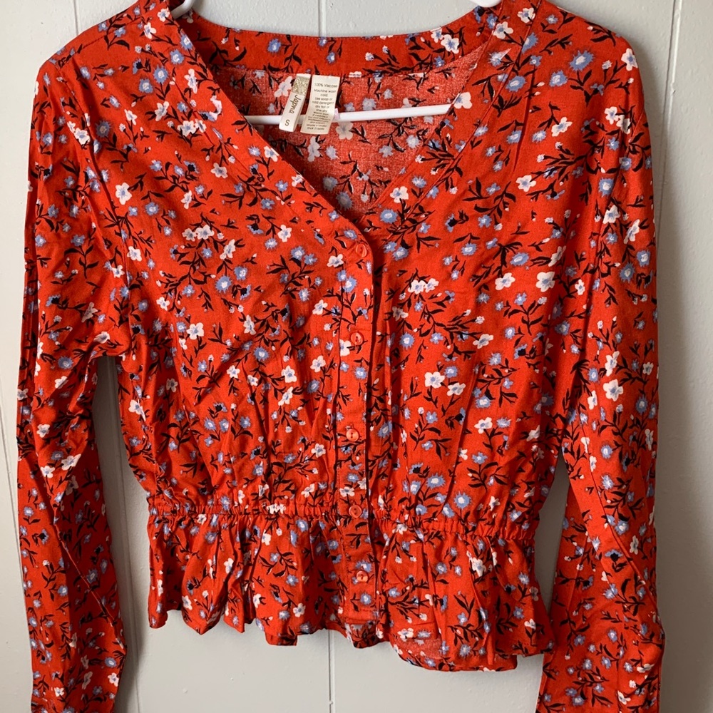 Japana Red Floral Top *Size Small*